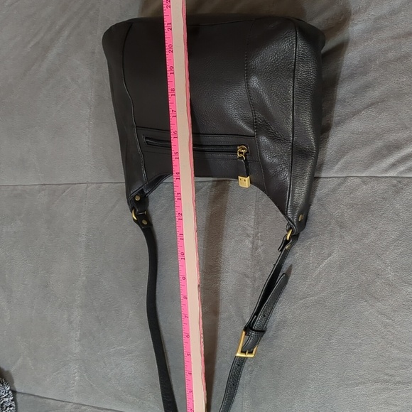 Etienne Aigner Black Leather Shoulder Bag - Picture 3 of 11